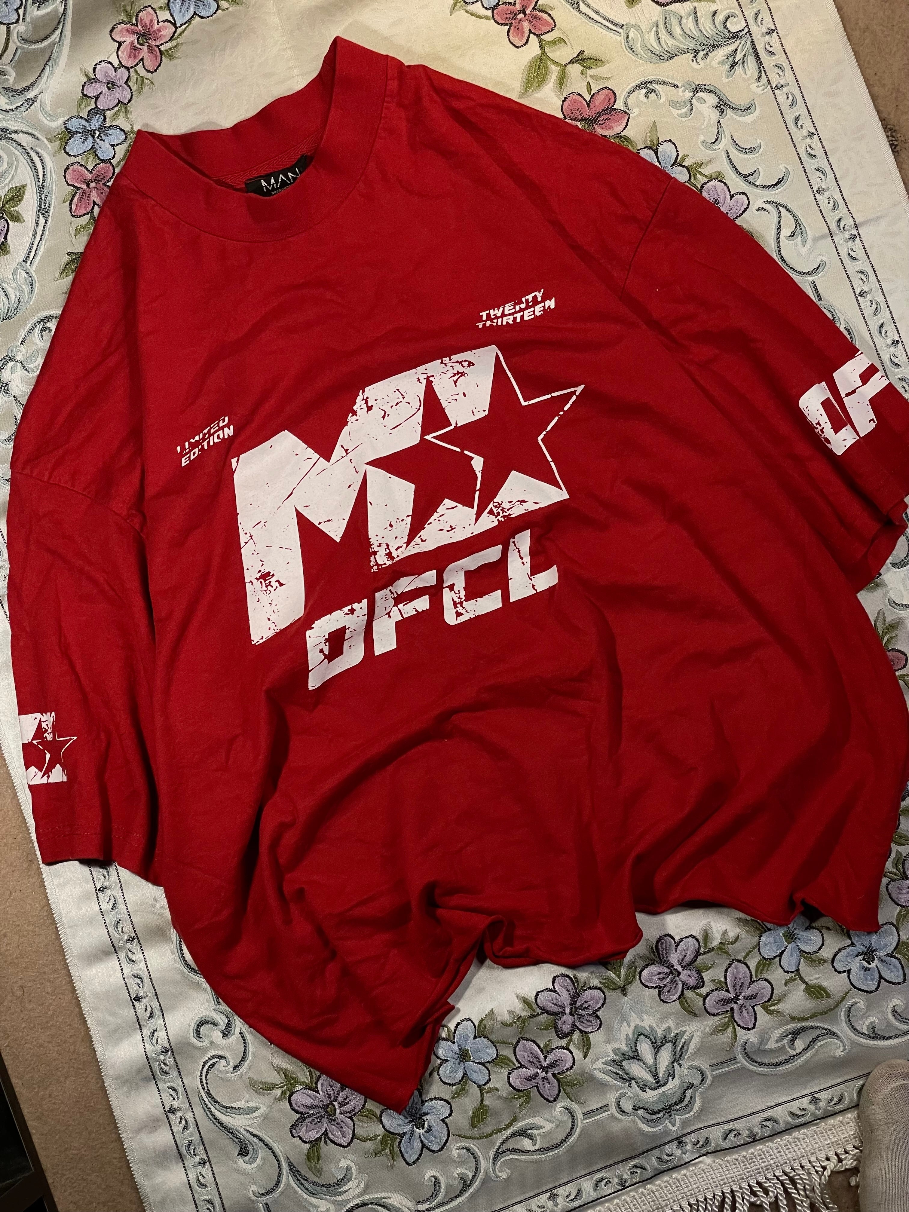 Mock Neck Graphic T-Shirt