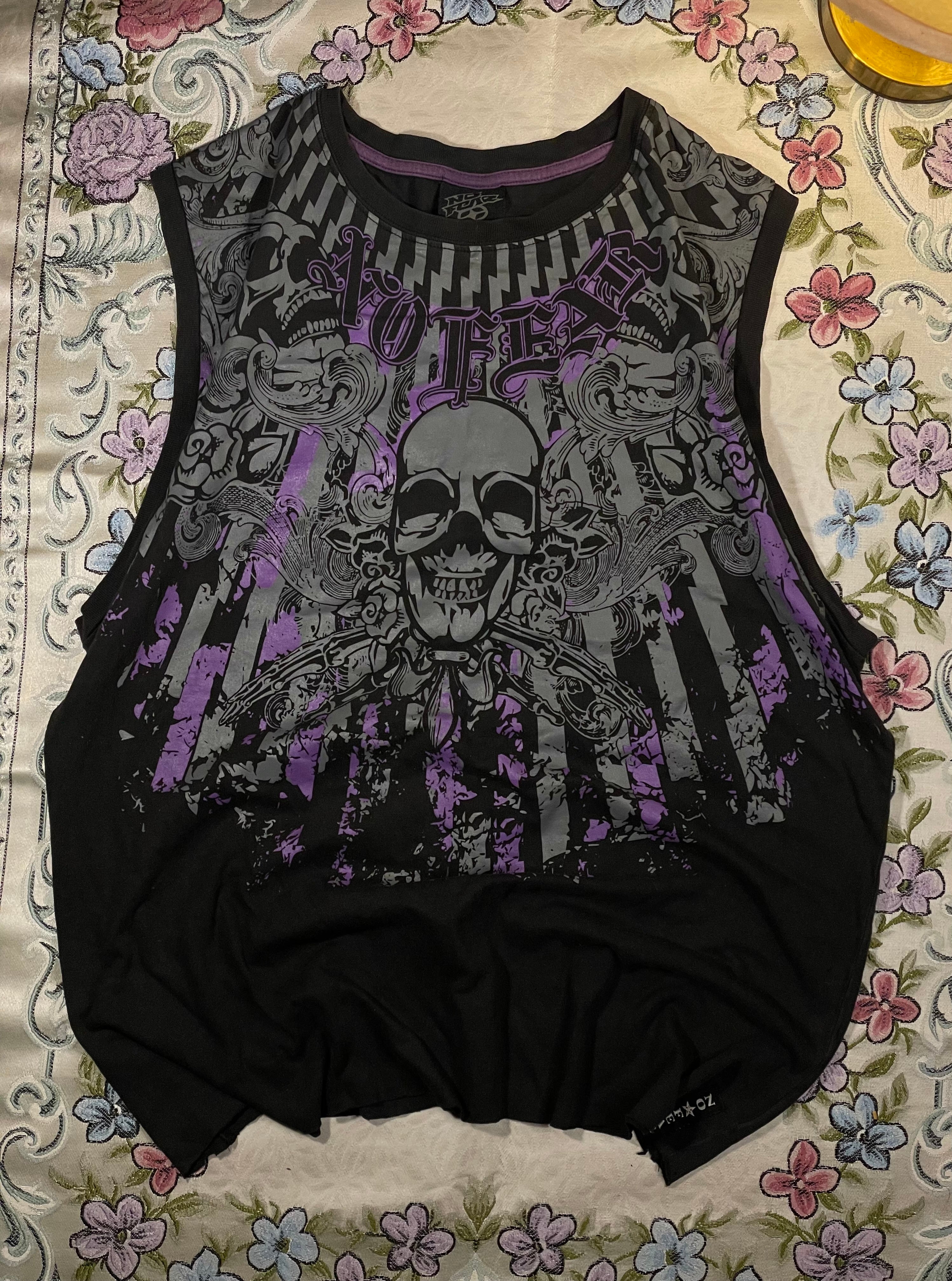 Cropped graphic vest